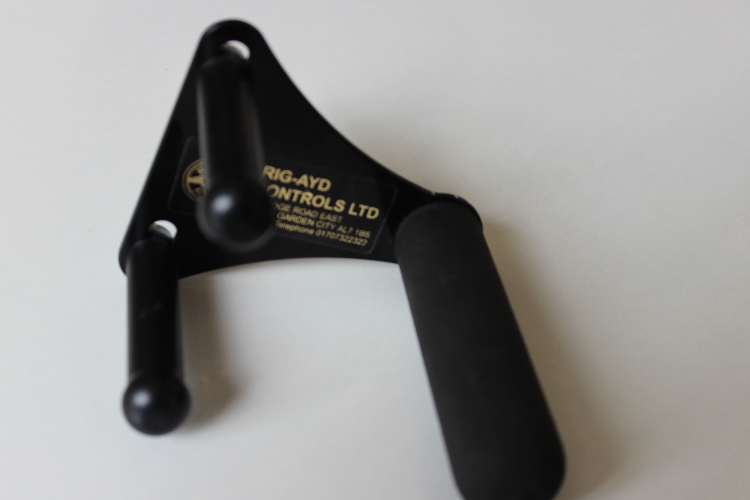 Quick release Tetra Grip Steering Aid
